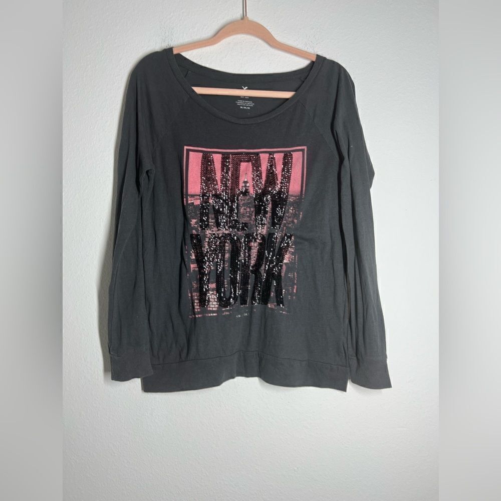 American Eagle Long Sleeve T-shirt Size M